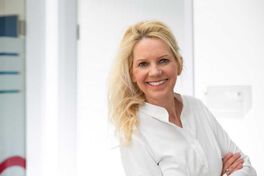 Dr. Britta Bähren